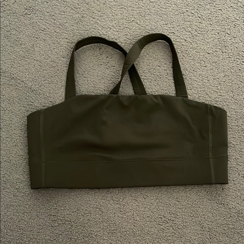 Everlane Perform Bra